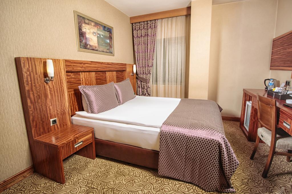 Adana Garden Business Hotel Extérieur photo