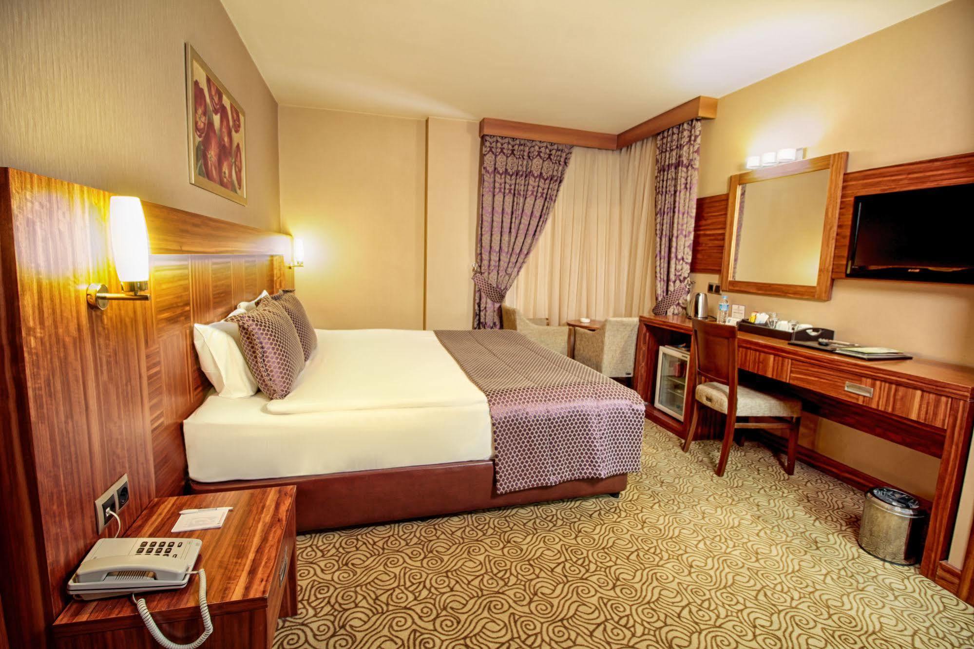 Adana Garden Business Hotel Extérieur photo