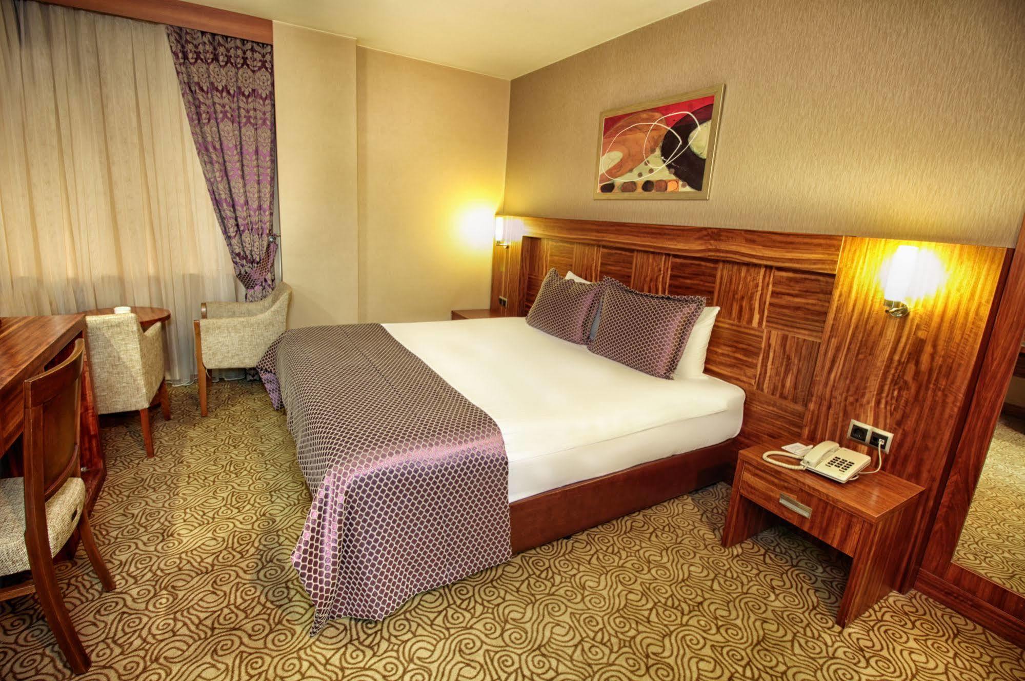 Adana Garden Business Hotel Extérieur photo